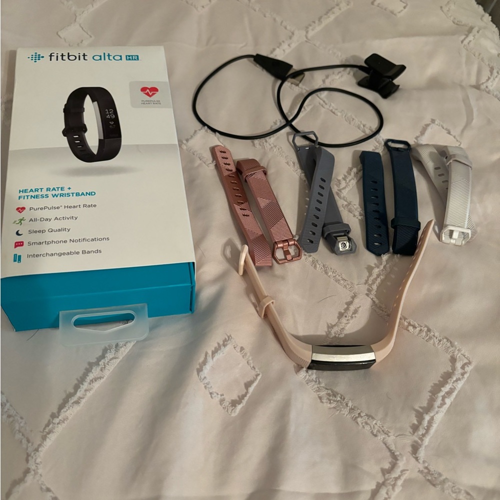 Fitbit Alta HR with replacement bands and charger
